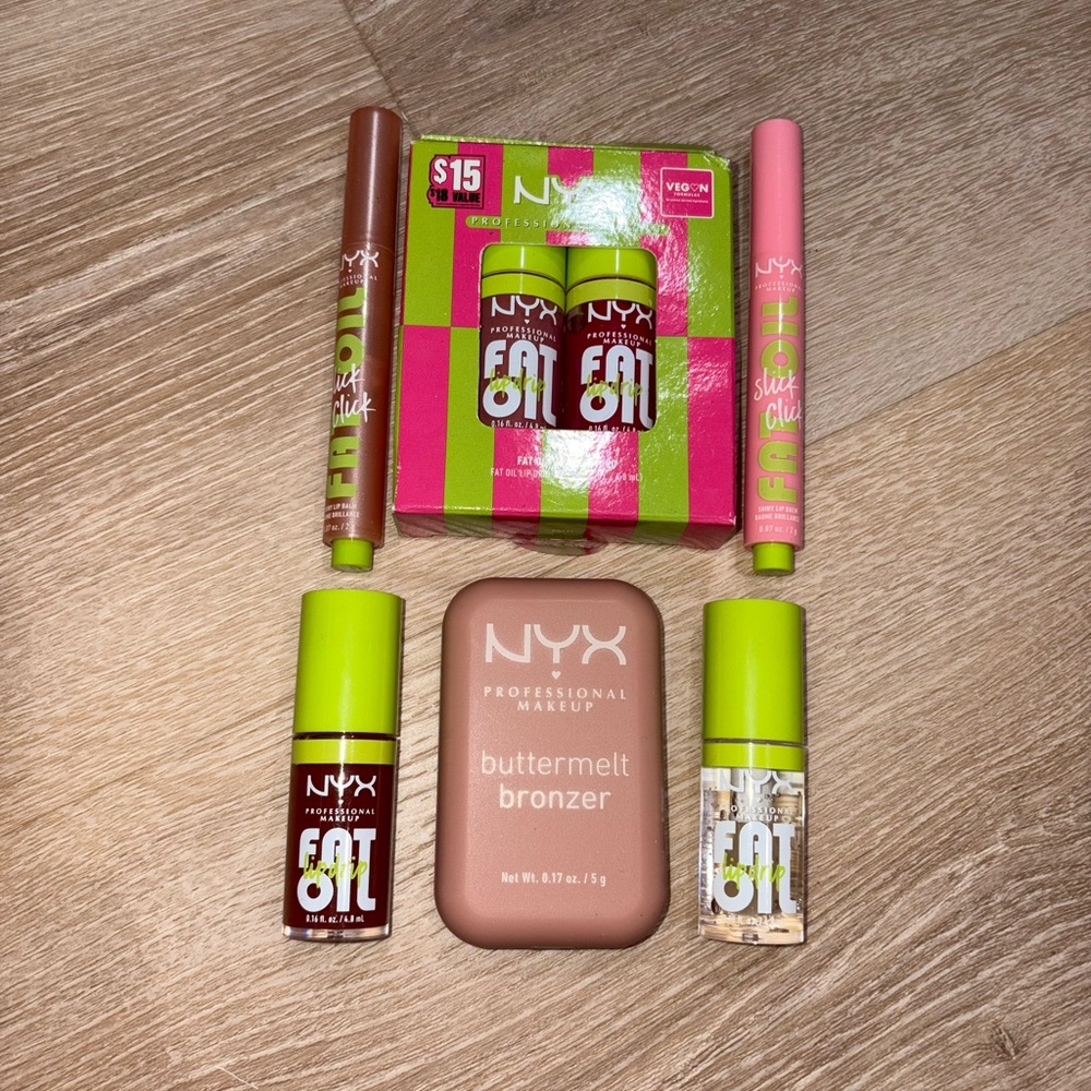NYX 🩷